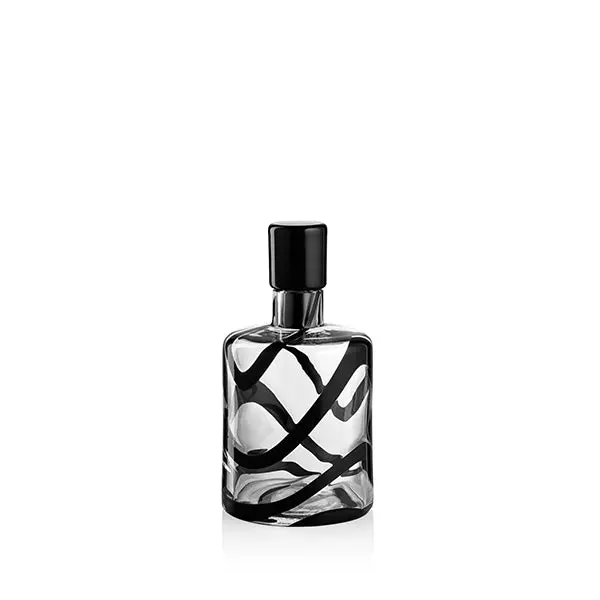 Cyrcus Black Esse Design Bottle 1