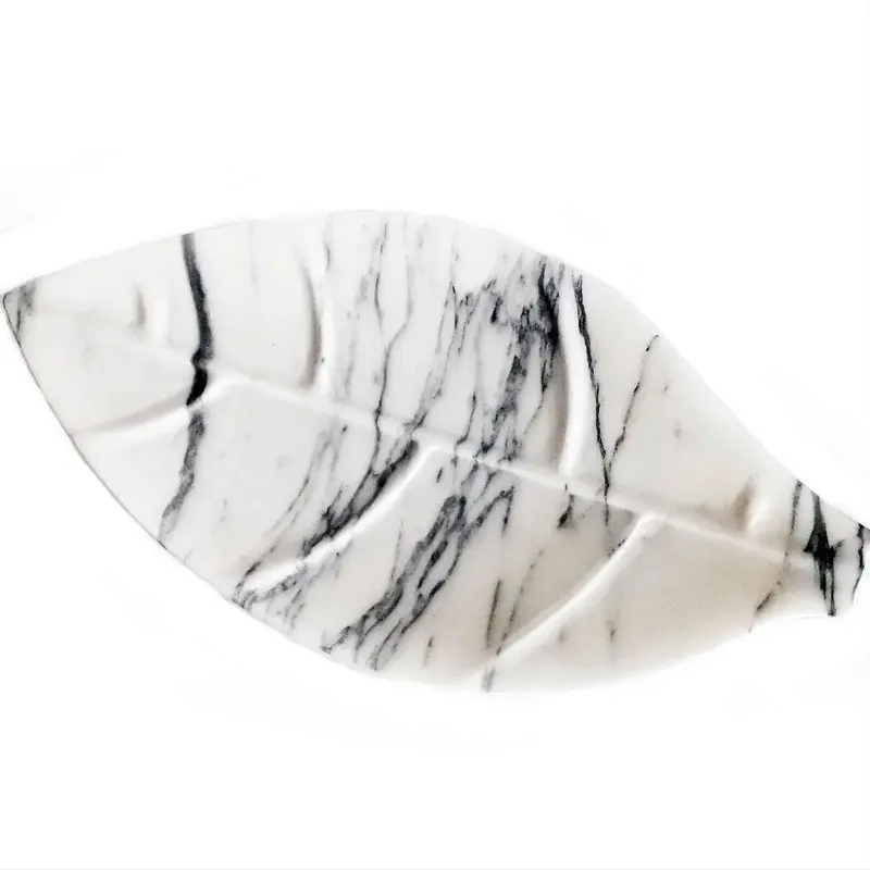 Foglia Organic-Inspired Centerpiece 1