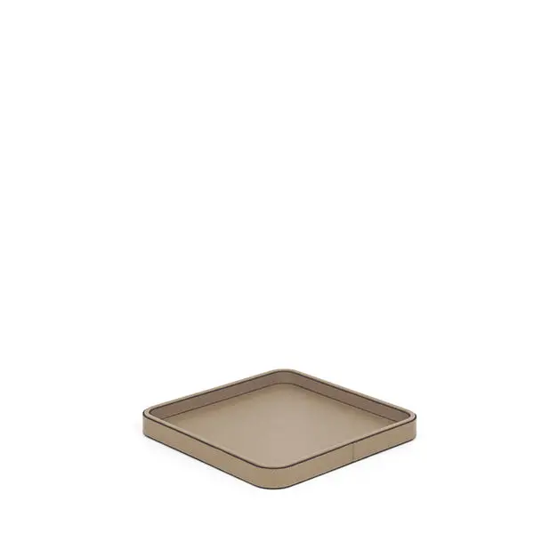 Jane Square Serving Tray With Matte Finish • Pinetti 1