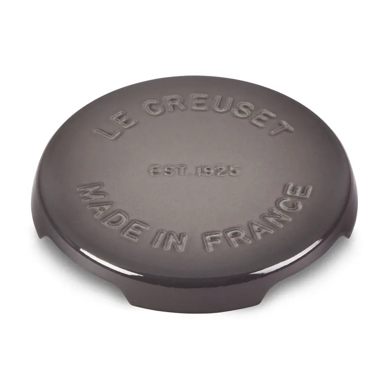 Le Creuset Signature Cast Iron 8.8-Inch Oyster Gray Round Trivet 1