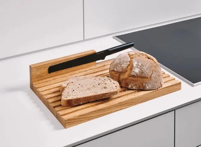 Oak Bread Cutting Board Set With Knife And Magnetic Holder (44 X 28 X 2.8 Cm) 1
