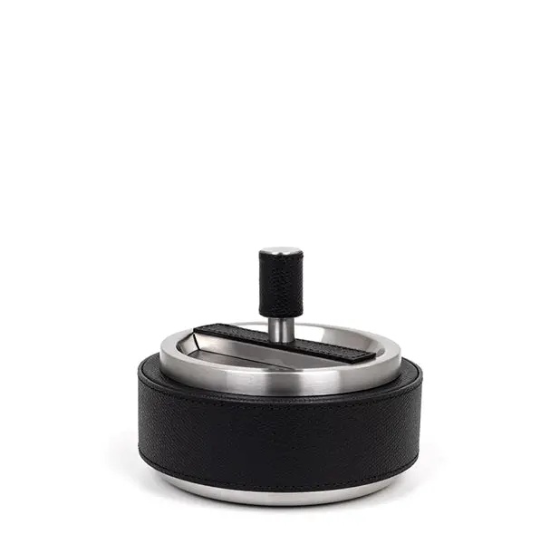 Pinetti Giro Rotating Ashtray – Functional & Stylish 1