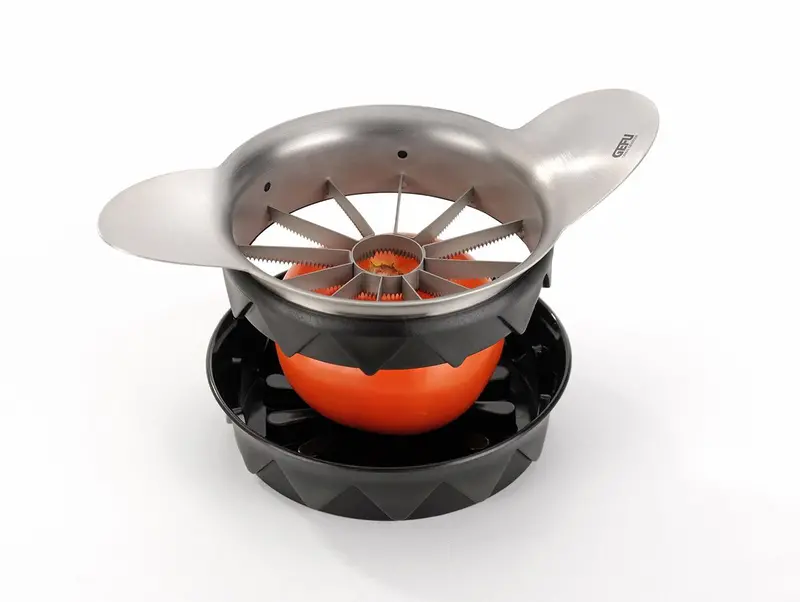 Pomo Dual-Purpose Tomato And Apple Slicer With Safety Guard 1