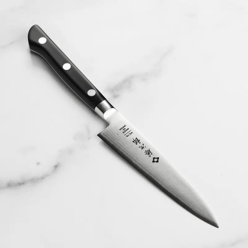 Tojiro Classic Damascus 4.5-Inch Utility Knife – Lightweight Precision Tool 1