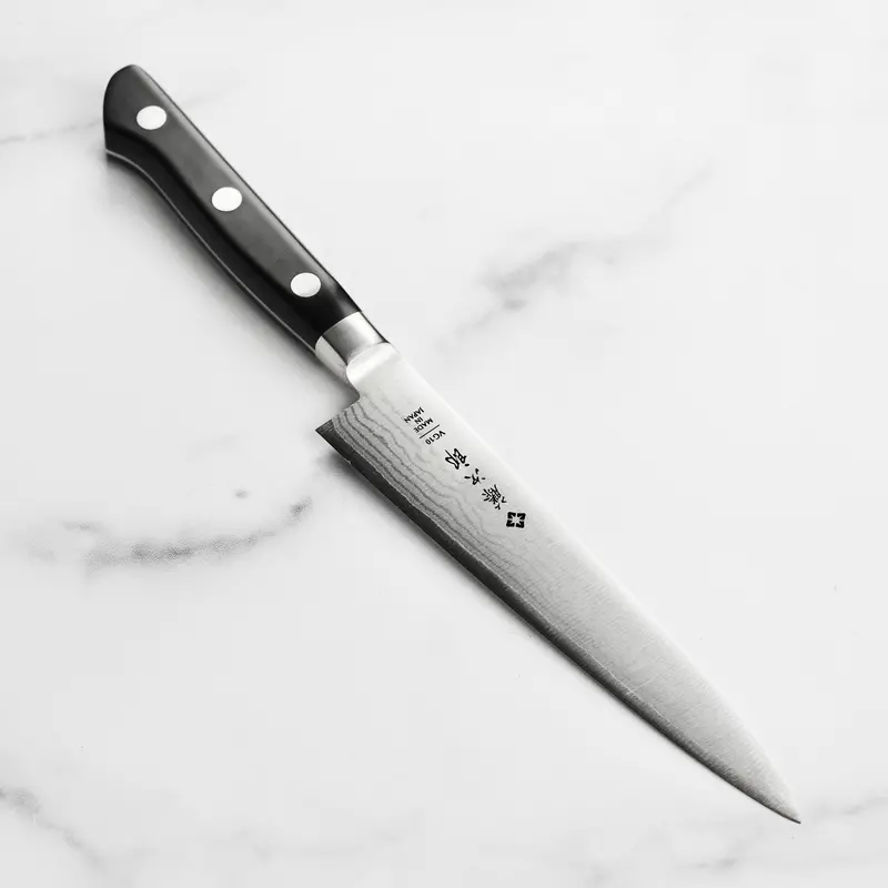 Tojiro Classic Damascus 6-Inch Utility Knife – Hand-Forged Stainless Blade 1