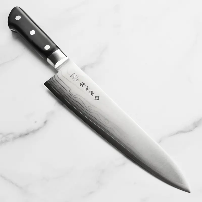 Tojiro Classic Damascus Chef'S Knife – 10.6 Inch 1