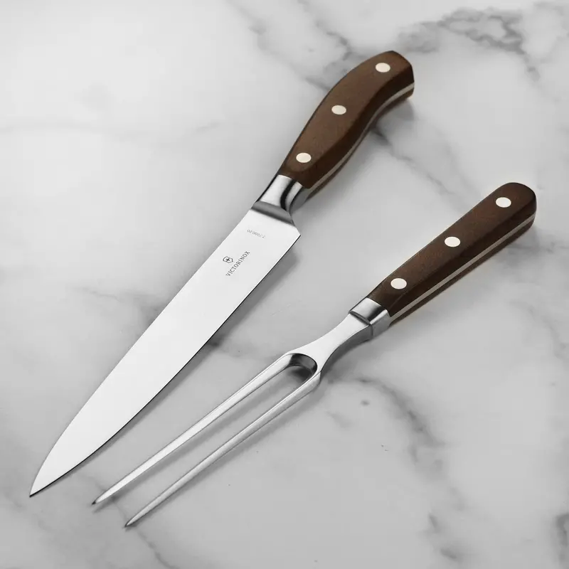 Victorinox Grand Maître Wood 2-Piece Carving Knife Set 1