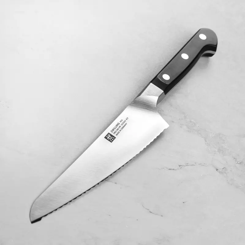 Zwilling Pro Serrated Prep Knife 7" 1
